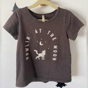 Rylee + Cru Basic Tee / Howlin’ at the Moon / 2-3 Y